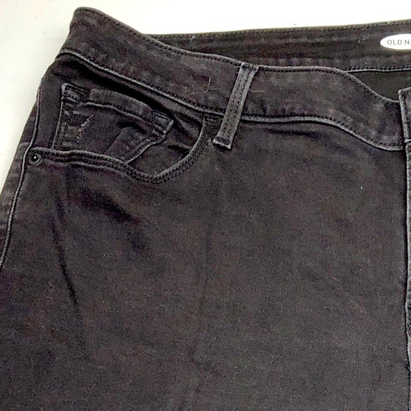 OLD NAVY BLACK ROCKSTAR SUPER SKINNY ANKLE JEANS 18/34x28 ⭐️ - Picture 4 of 12
